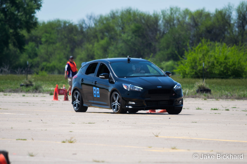 Illustration for article titled Huge Juicy Autocross Photodump